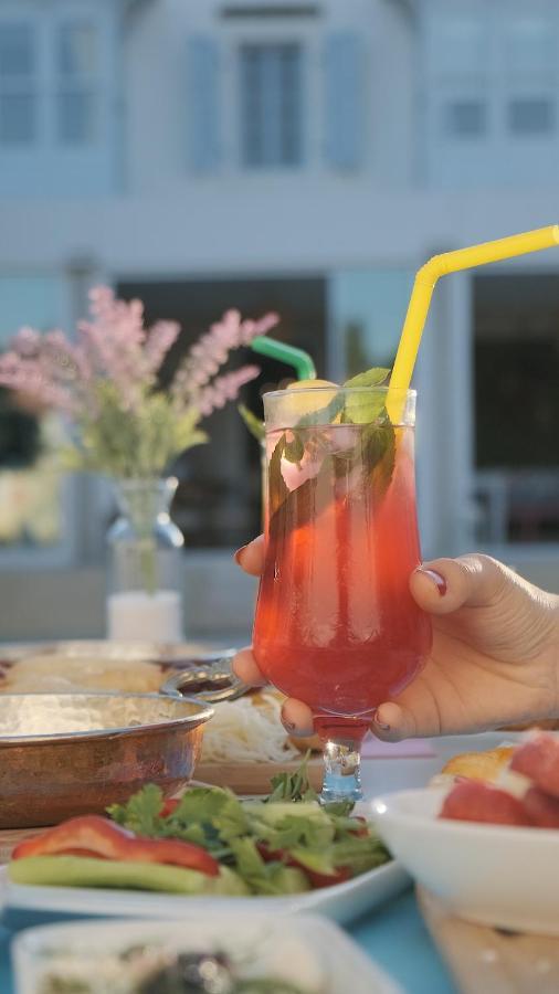 Lale Lodge Hotel Alaçatı Ngoại thất bức ảnh
