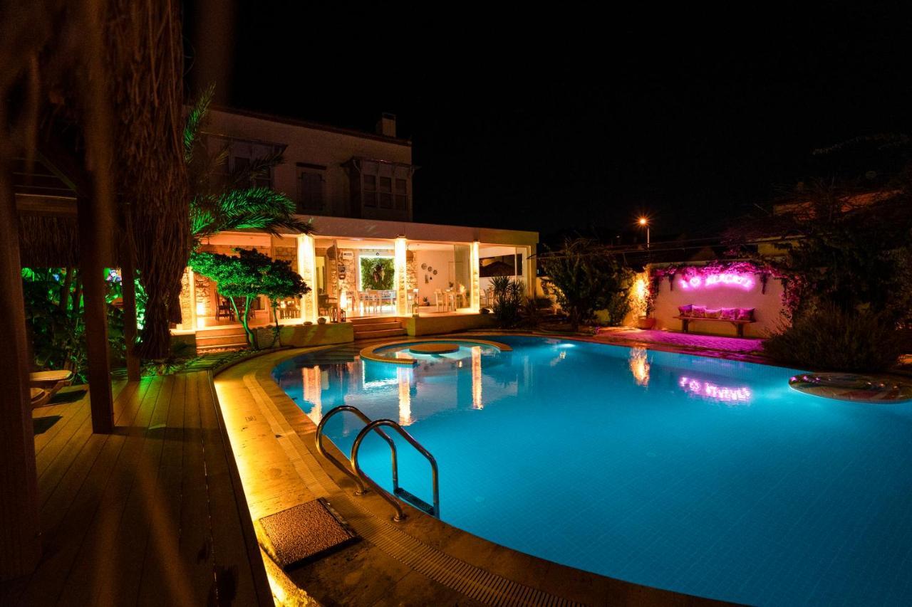 Lale Lodge Hotel Alaçatı Ngoại thất bức ảnh