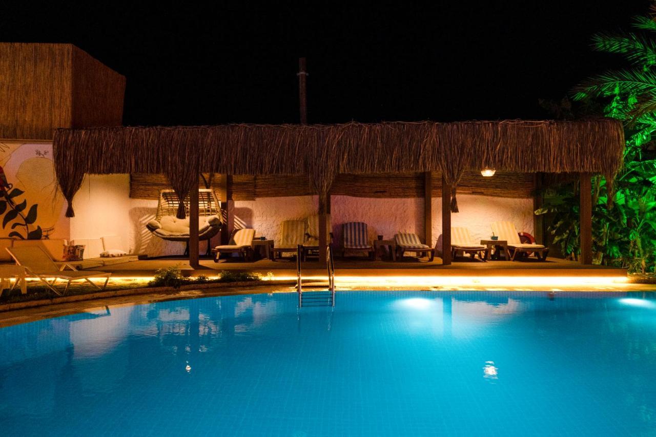 Lale Lodge Hotel Alaçatı Ngoại thất bức ảnh