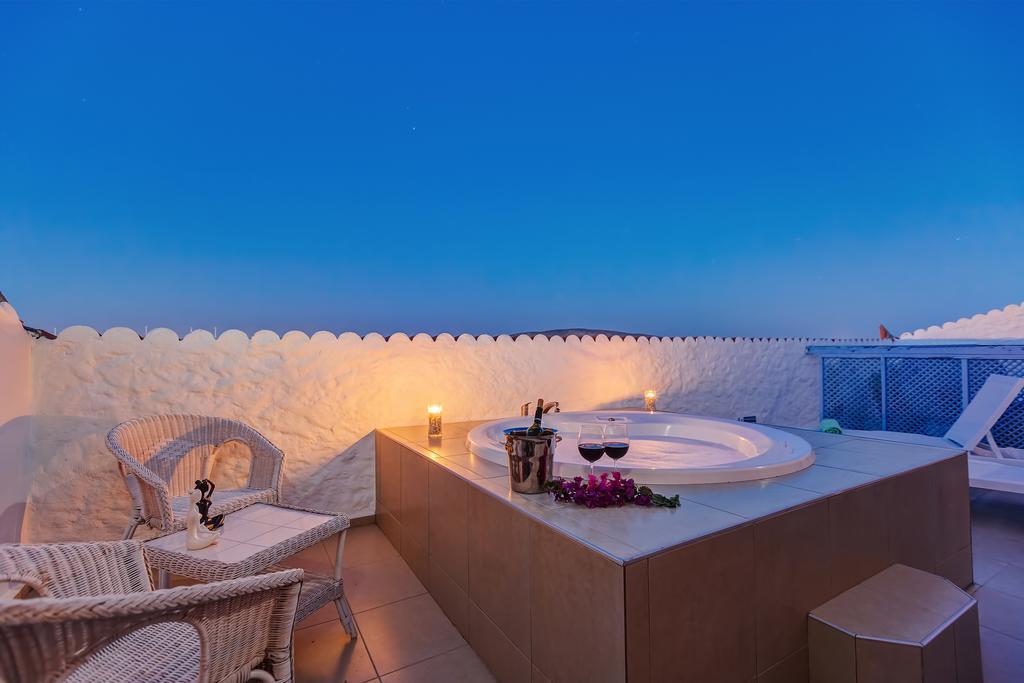 Lale Lodge Hotel Alaçatı Ngoại thất bức ảnh