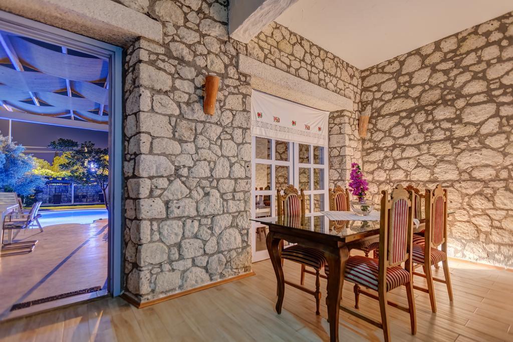 Lale Lodge Hotel Alaçatı Ngoại thất bức ảnh