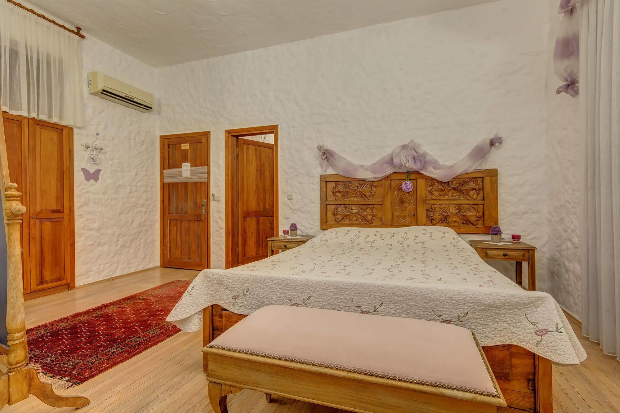 Lale Lodge Hotel Alaçatı Ngoại thất bức ảnh