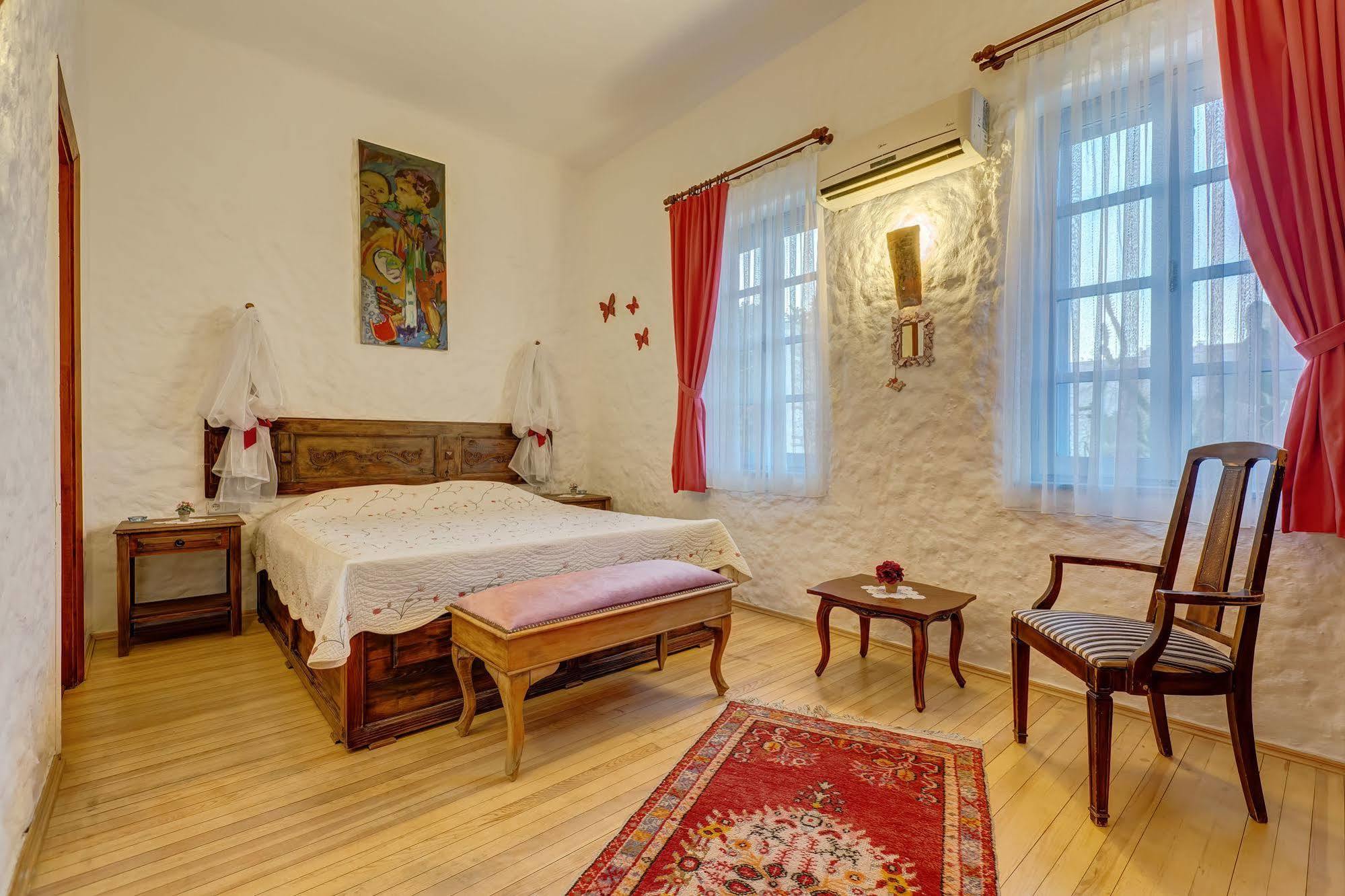 Lale Lodge Hotel Alaçatı Ngoại thất bức ảnh